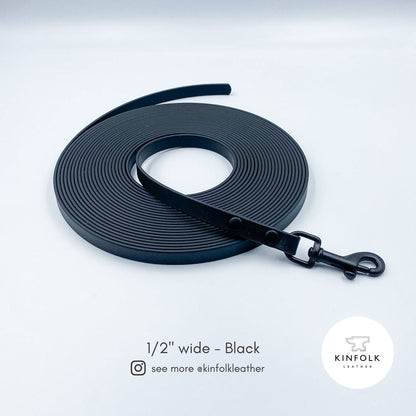 Black BioThane® trailing long line dog lead with Matte Black hardware